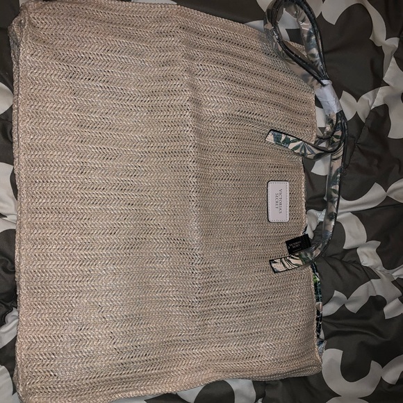 VS tote - Picture 1 of 1